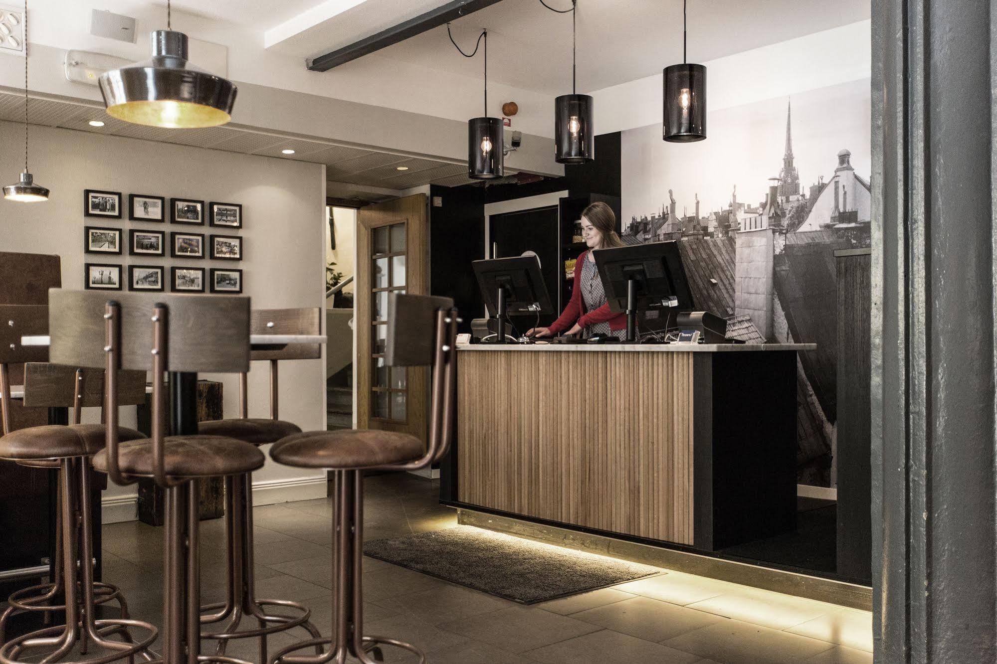 Nofo Loft Hostel สต็อกโฮล์ม ภายนอก รูปภาพ