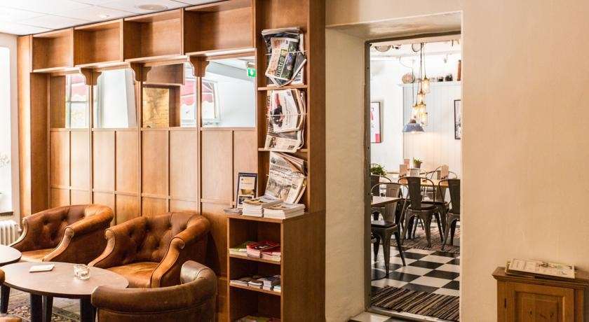 Nofo Loft Hostel สต็อกโฮล์ม ร้านอาหาร รูปภาพ